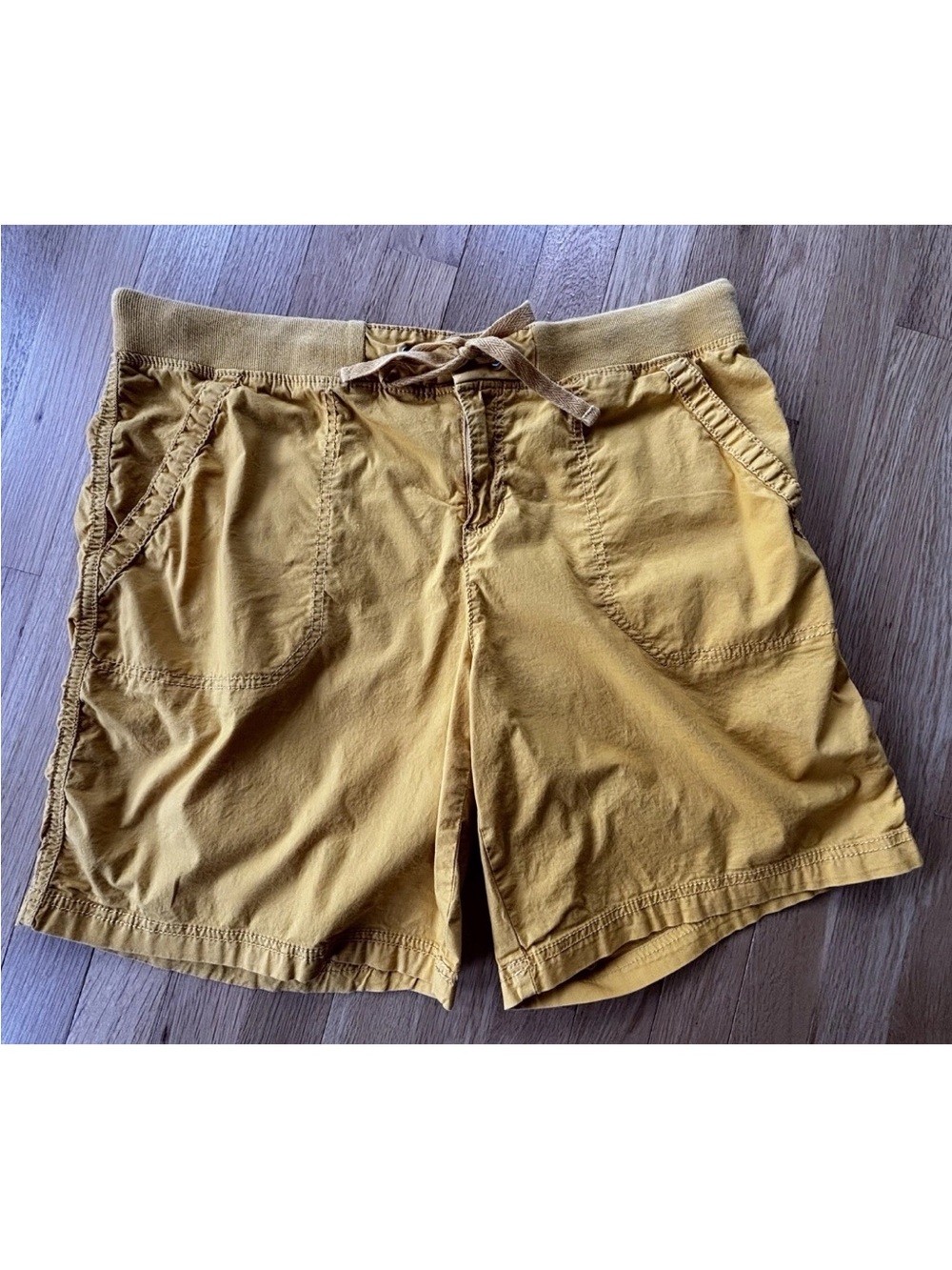 Style & Co Shorts Womens Large Mustard Yellow Stretch Comfort Waist Cotton
